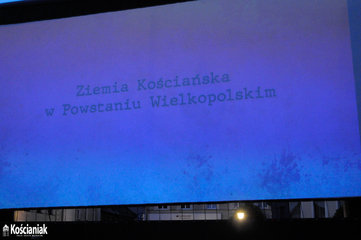 Nocne kino pod gołym niebem