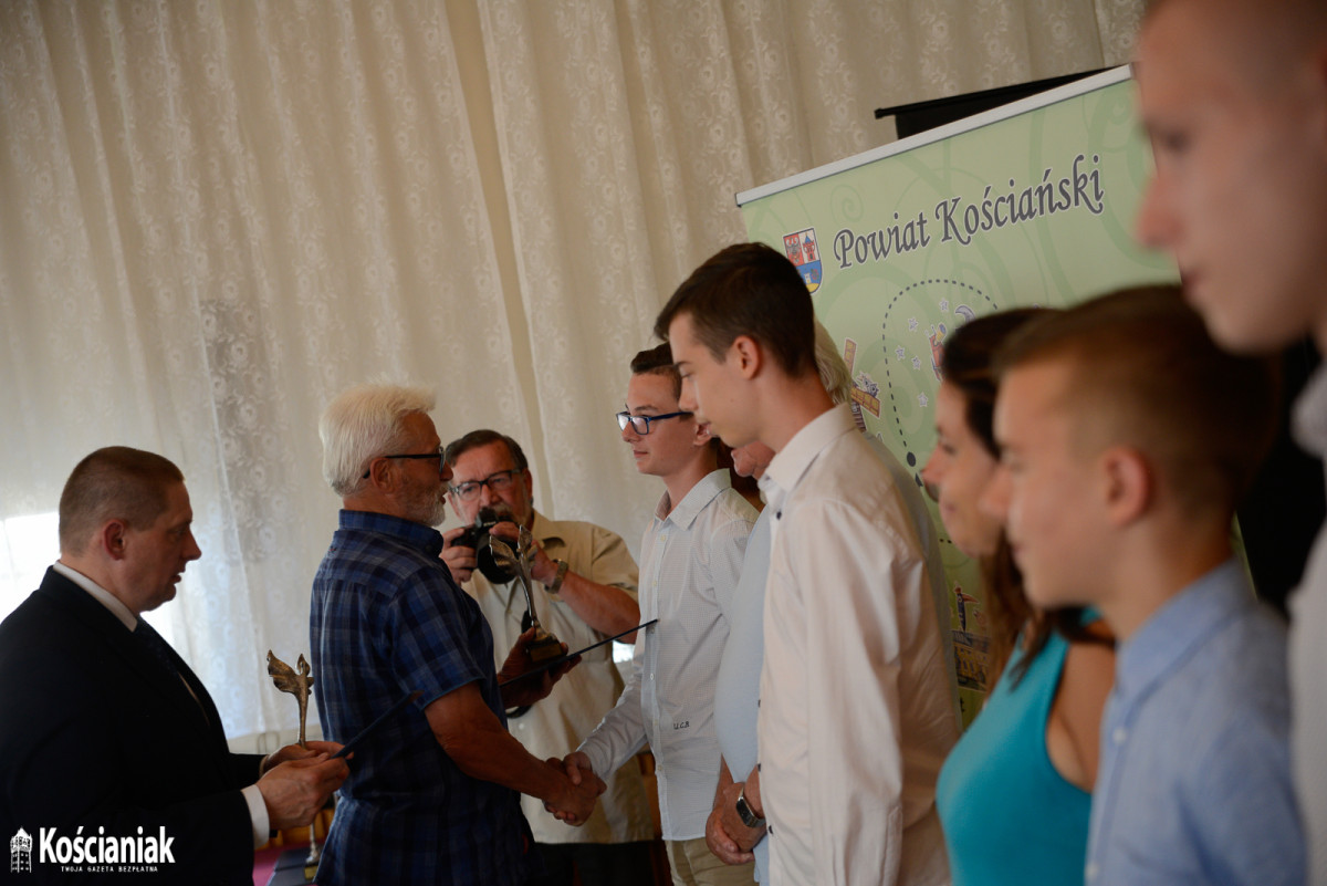Najlepsi sportowcy powiatu nagrodzeni