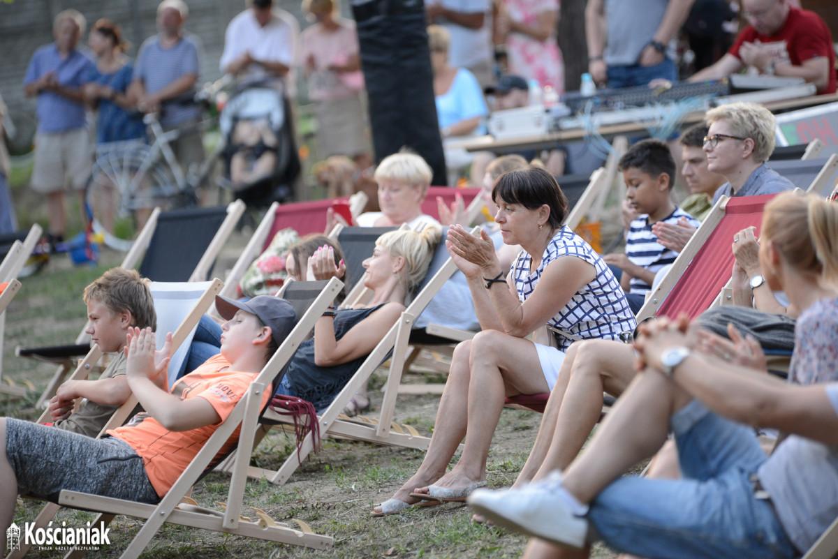 Plenerowy koncert nad Obrą