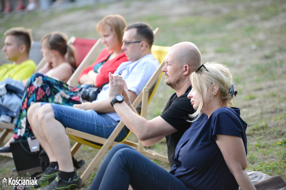 Plenerowy koncert nad Obrą