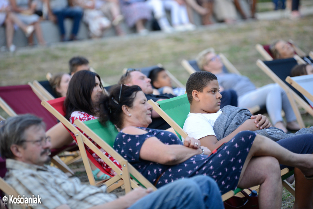 Plenerowy koncert nad Obrą