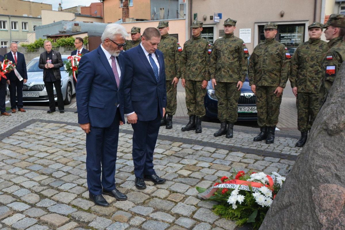 Oddali hołd powstańcom
