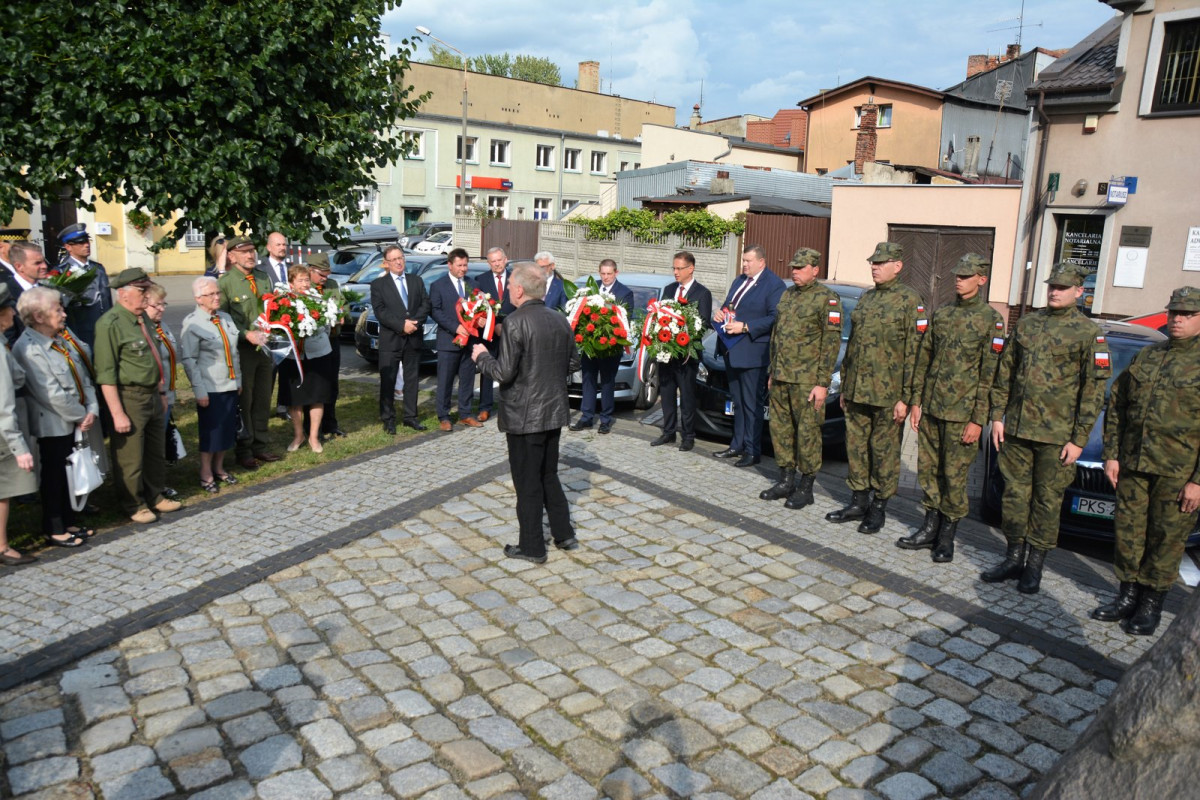 Oddali hołd powstańcom