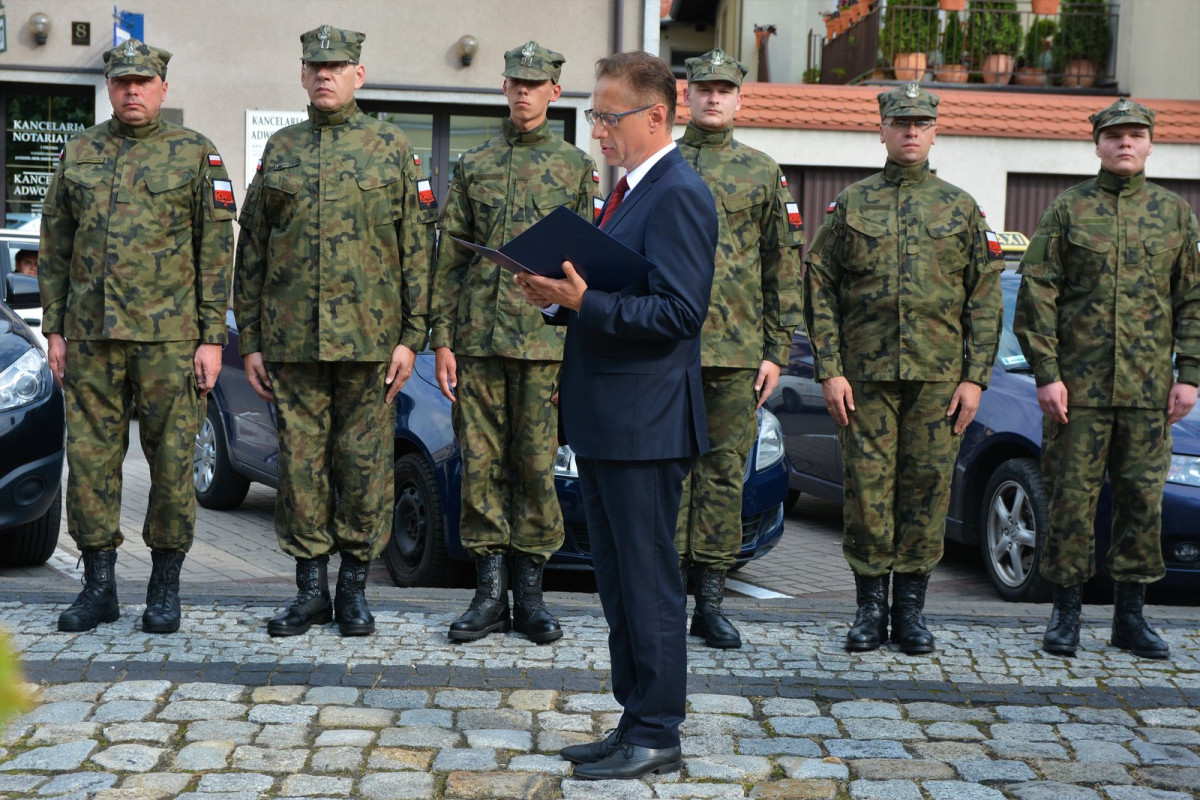 Oddali hołd powstańcom