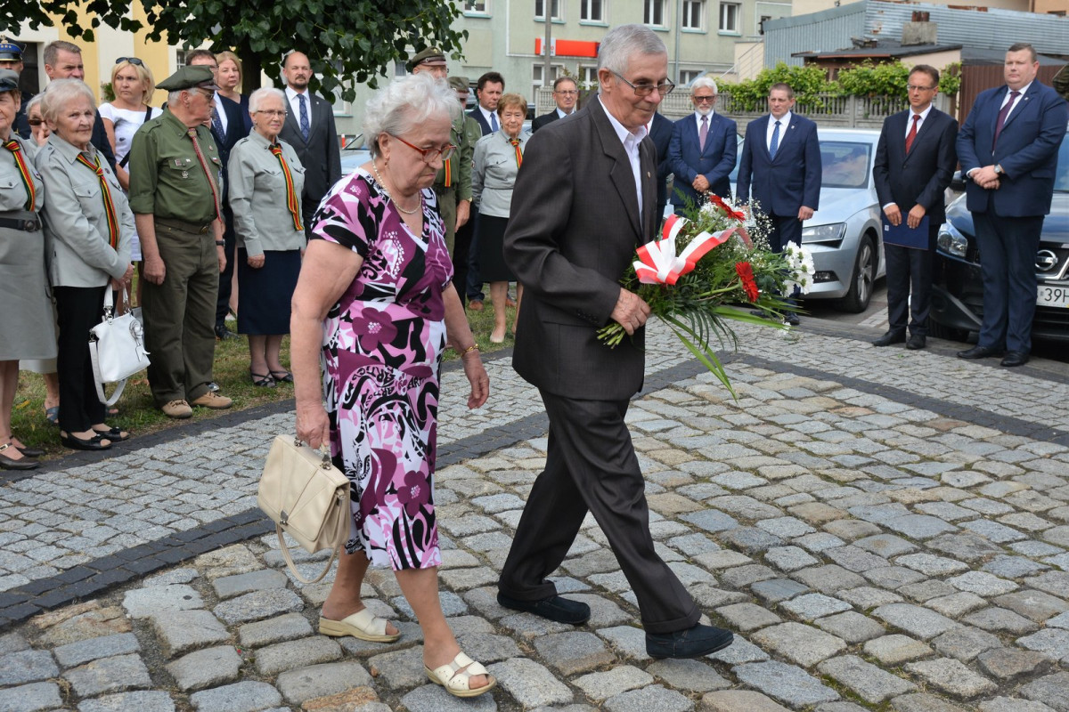Oddali hołd powstańcom