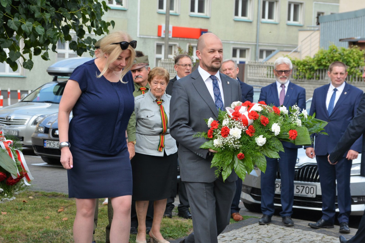 Oddali hołd powstańcom