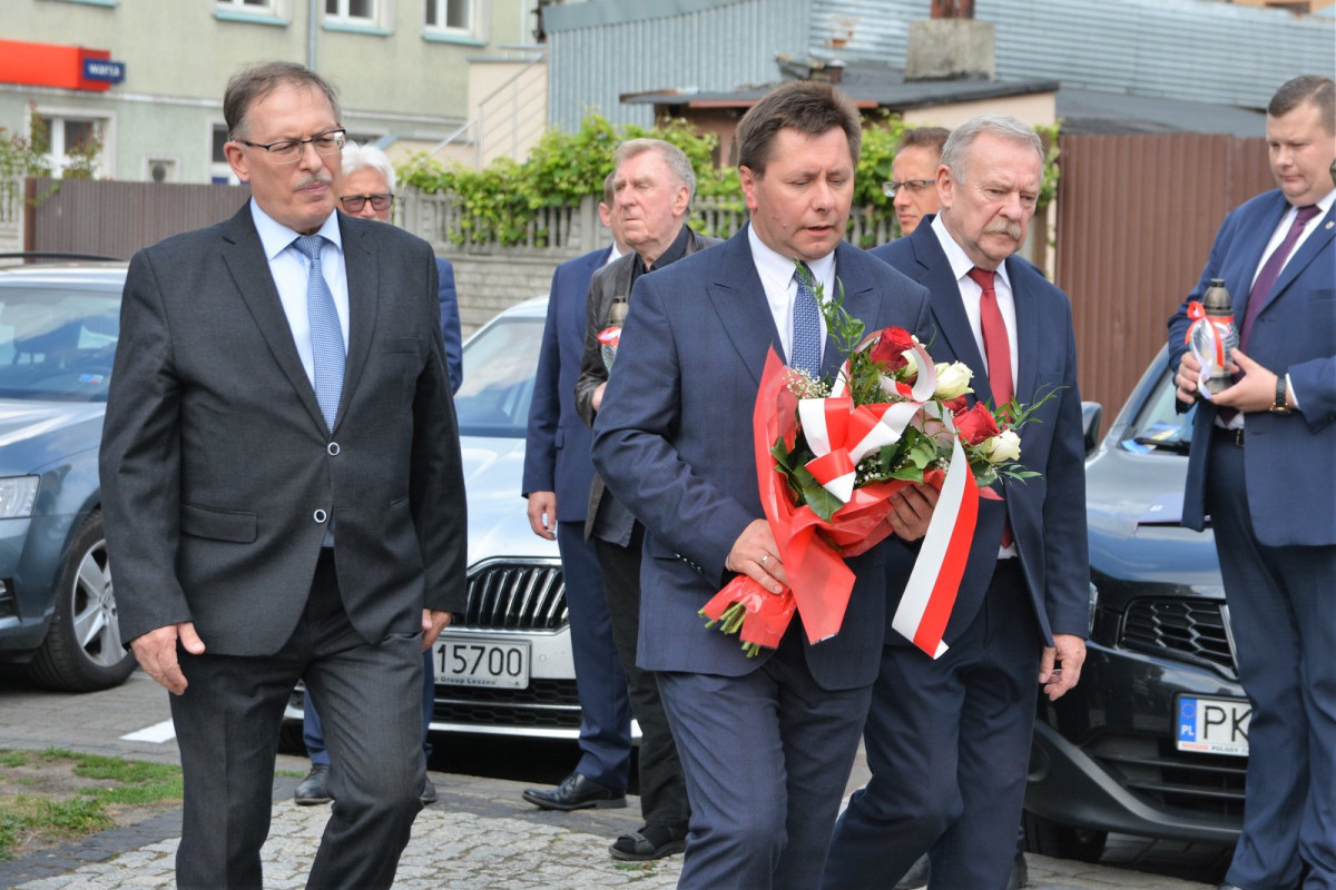 Oddali hołd powstańcom