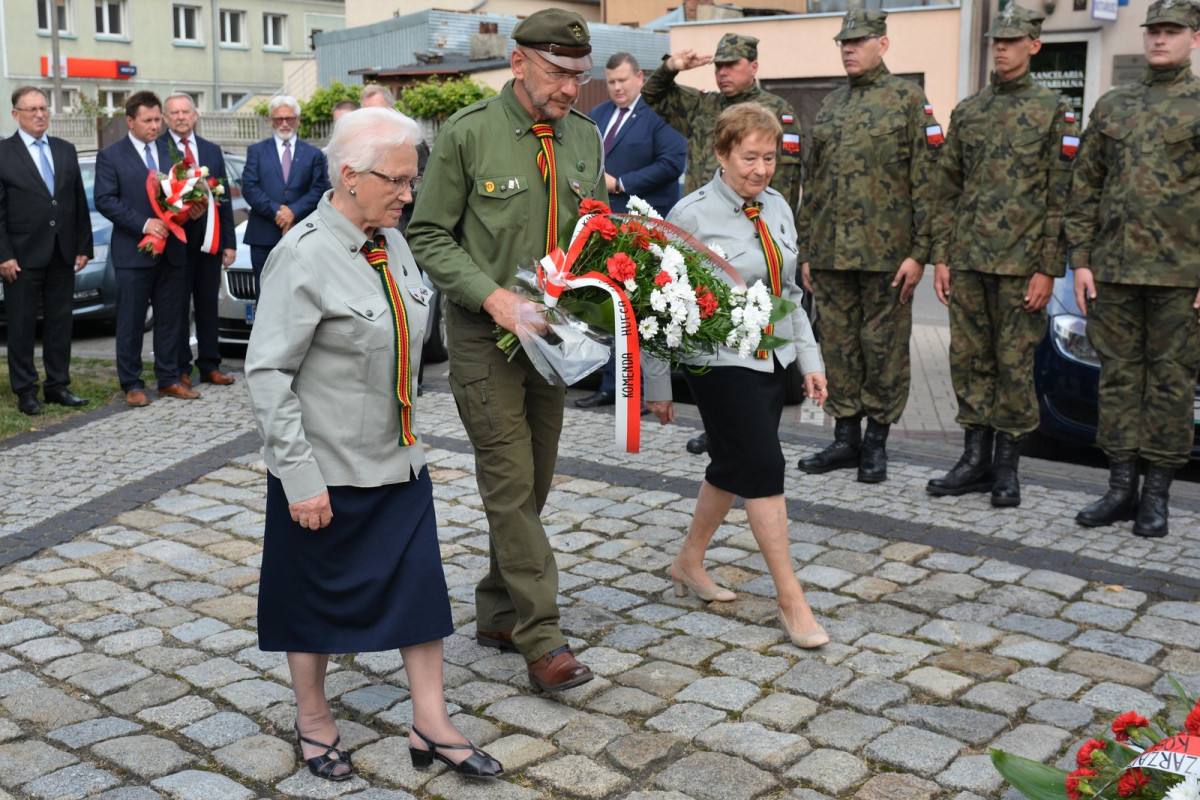 Oddali hołd powstańcom