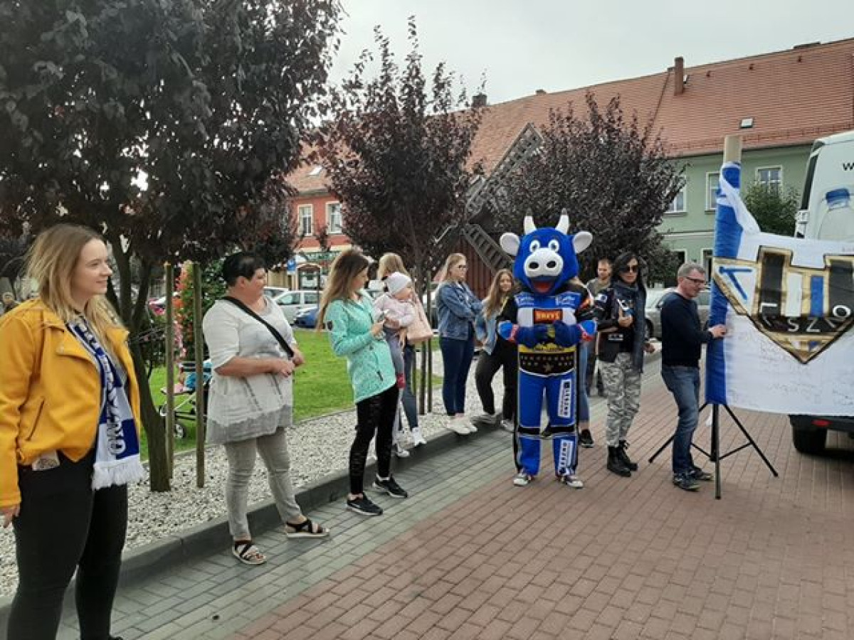 Unia Leszno zawitała do Śmigla