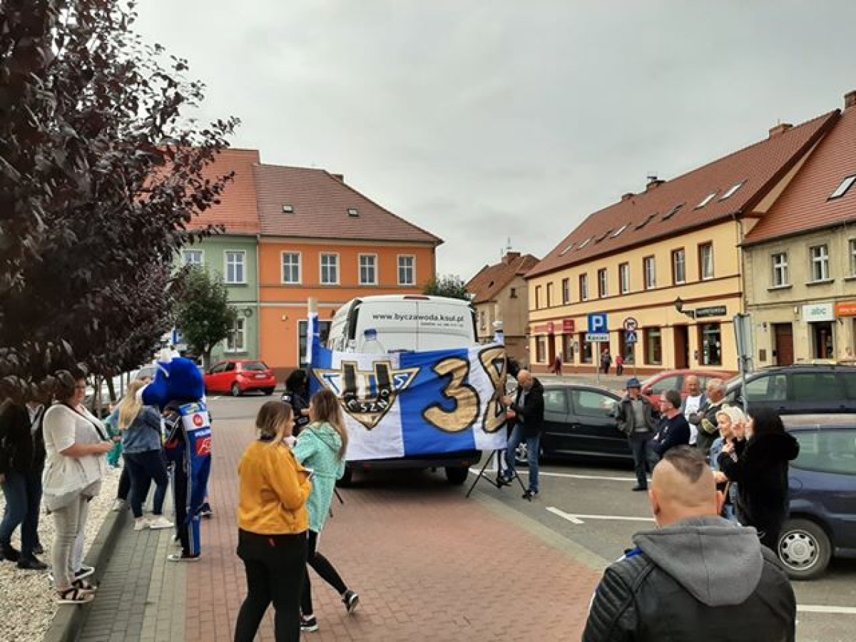Unia Leszno zawitała do Śmigla