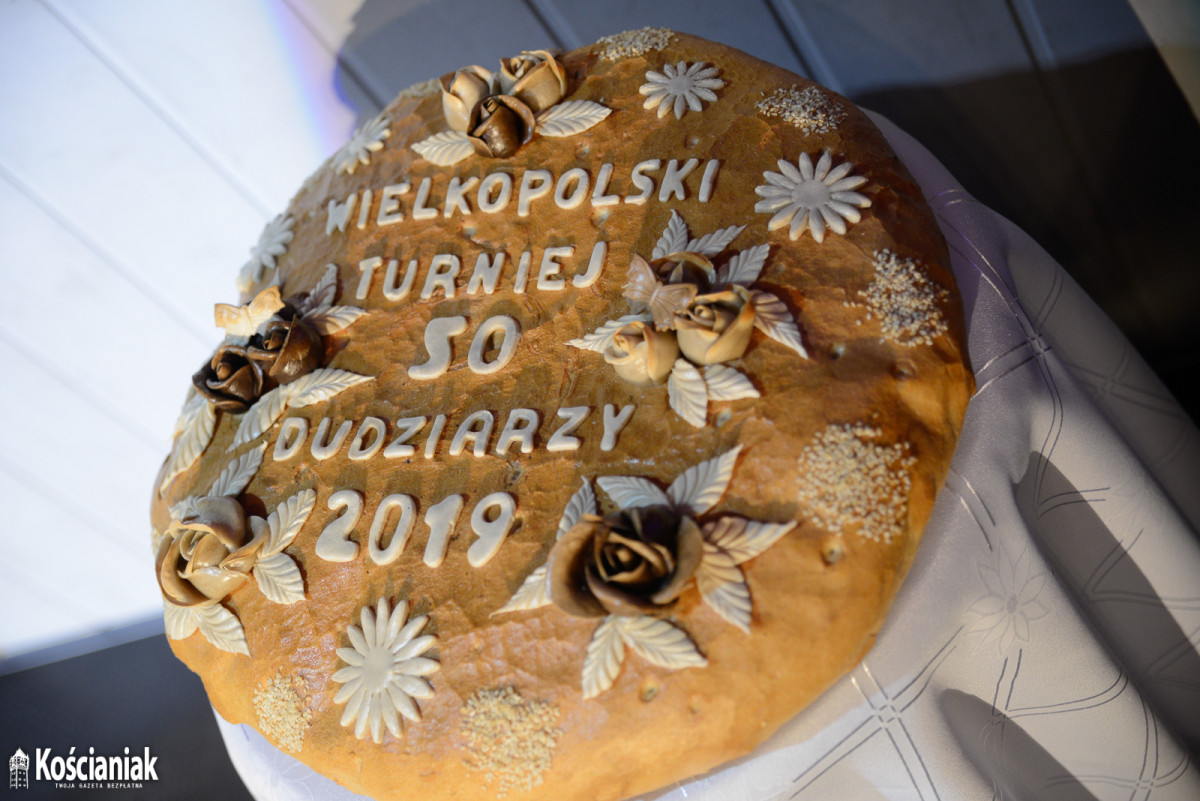 Uroczysta gala jubileuszowego turnieju dudziarzy