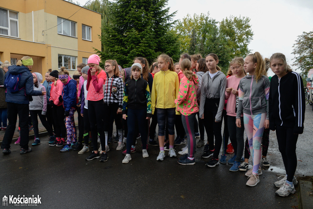 Deszczowe biegi Chłapowskiego w Turwi