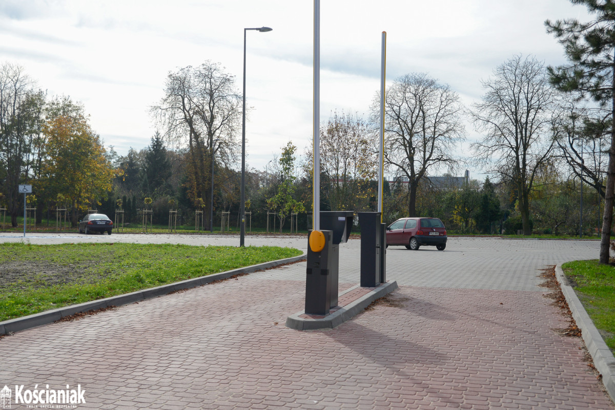 Parking na Wyszyńskiego czeka na uruchomienie