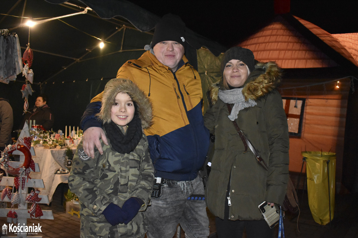 Konwój Św. Mikołaja i jarmark w Śmiglu
