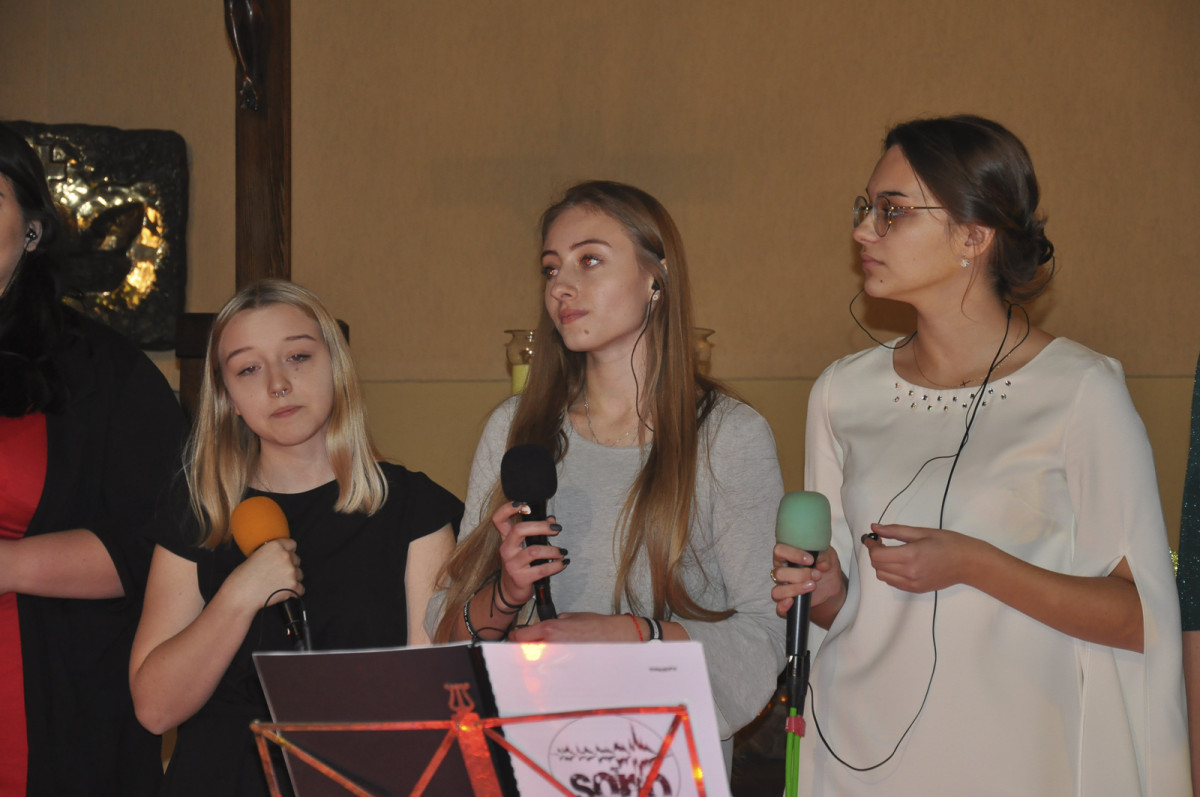 Kolędy w kościele na os. Jagiellońskim