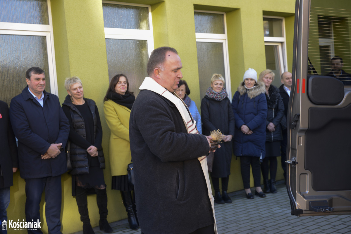 Nowy samochód w Ośrodku Rehabilitacyjnym w Kościanie