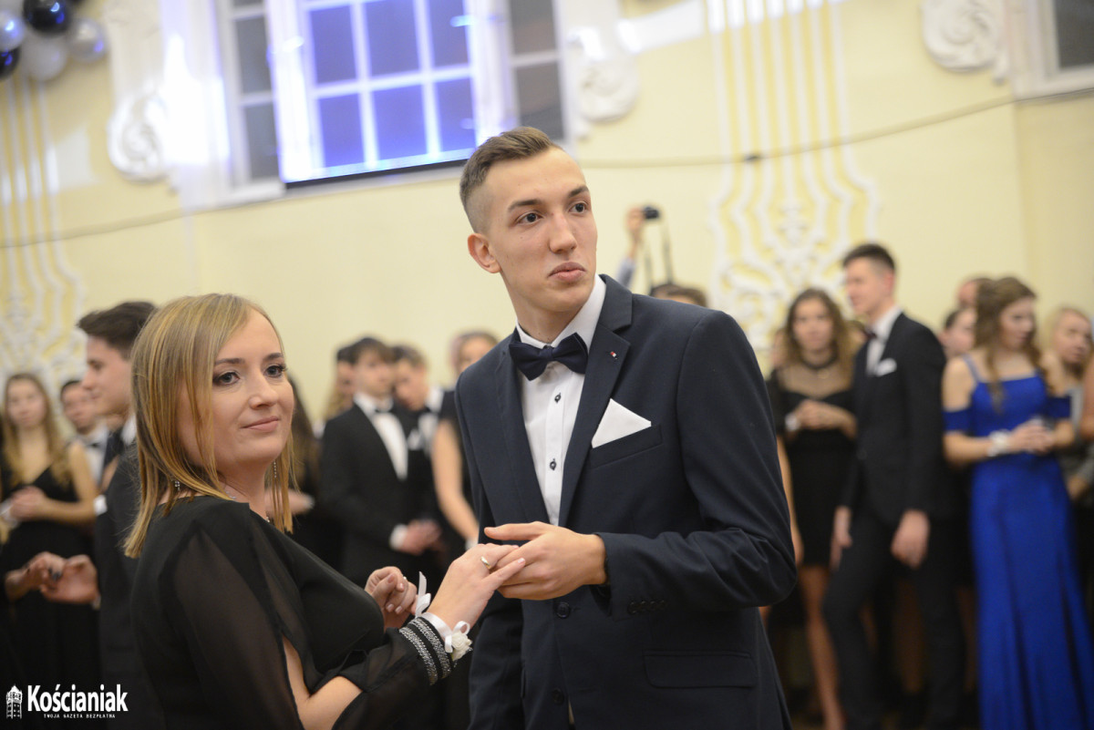 Studniówka w 