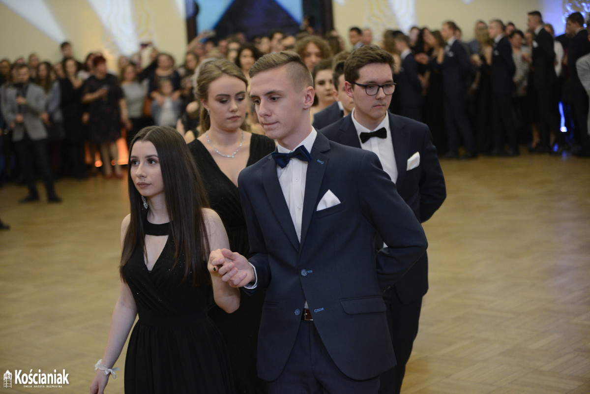 Studniówka w 