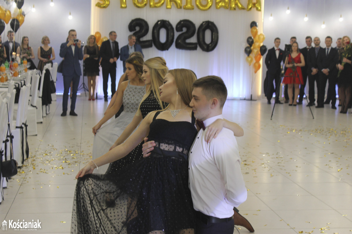 Studniówka w 