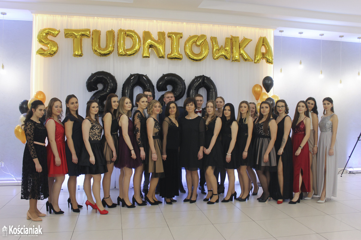 Studniówka w 