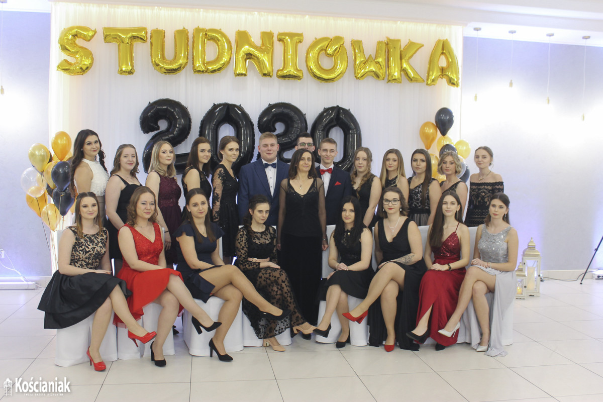 Studniówka w 