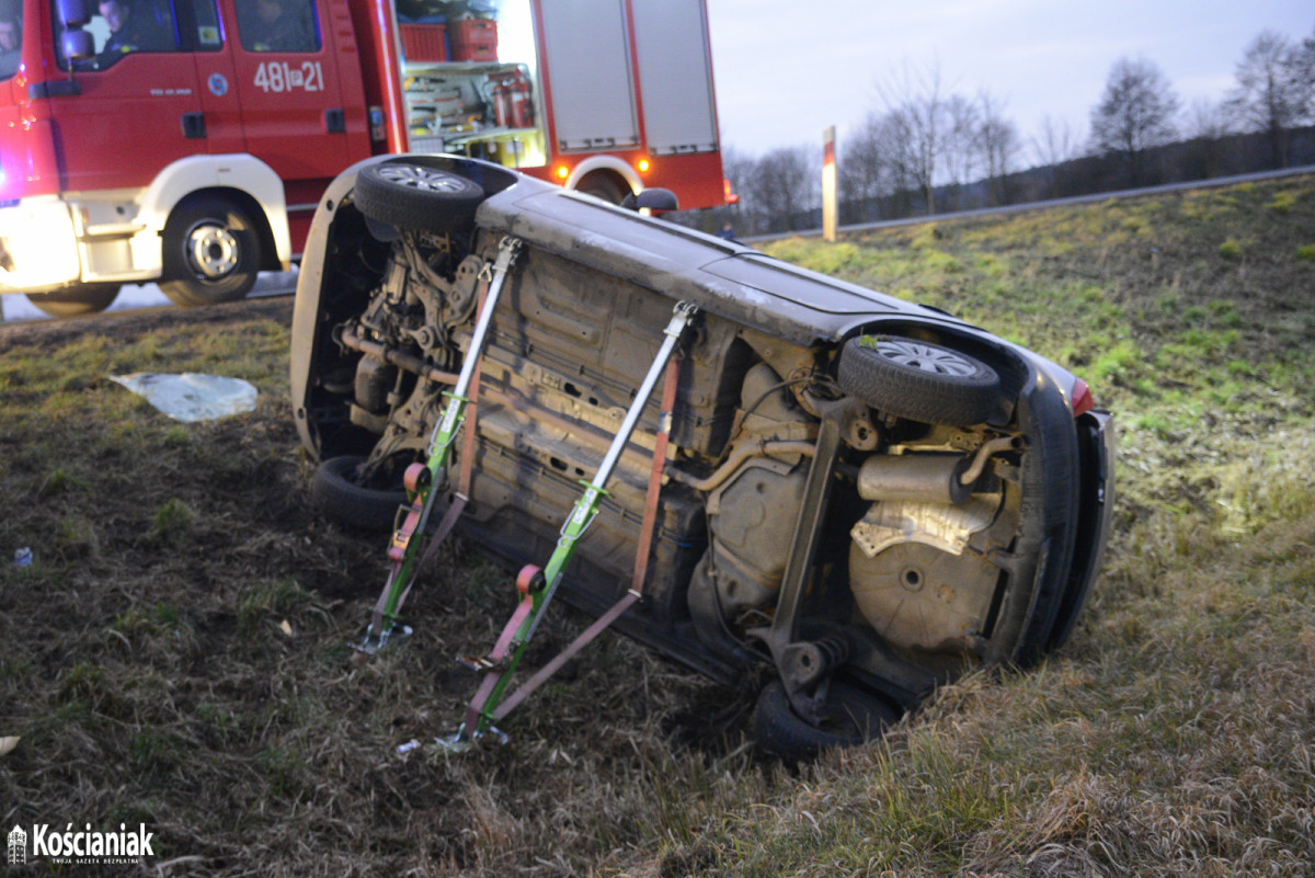 Wypadek na drodze do Racotu. Sprawca uciekł!