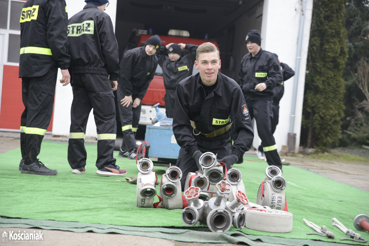 Niedziela ze strażakami i policjantami