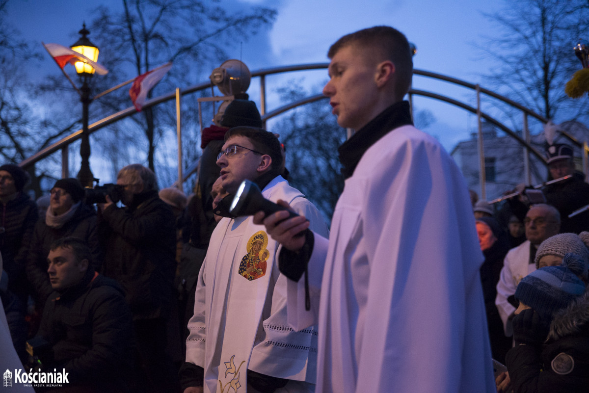 Powitanie obrazu Matki Boskiej w Kościanie