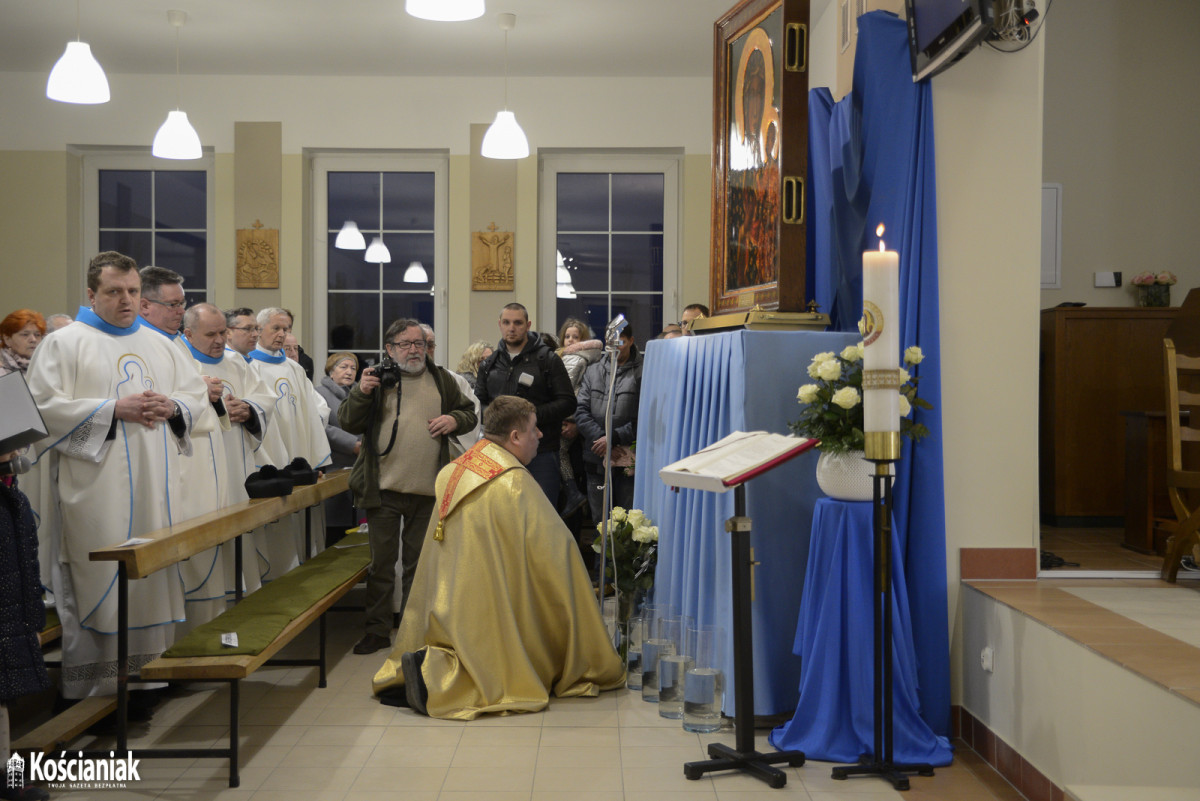 Parafia św. Boromeusza przejęła obraz Matki Boskiej [ZDJĘCIA]