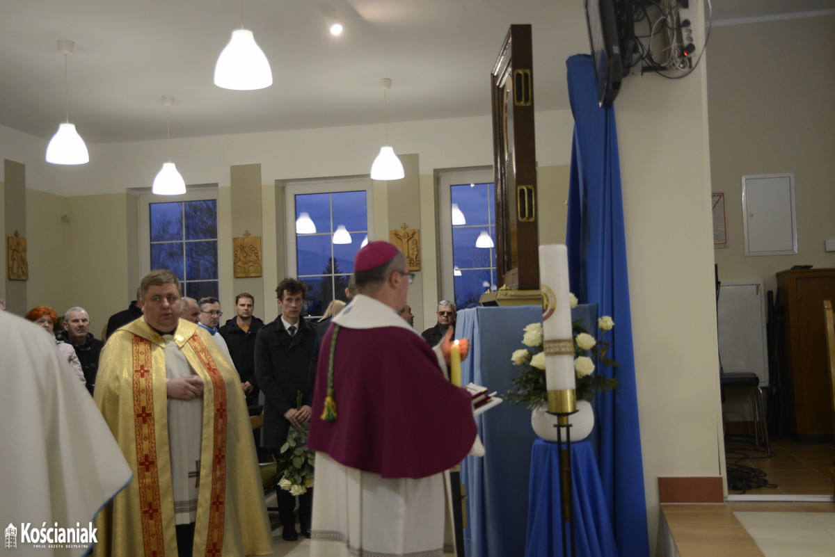 Parafia św. Boromeusza przejęła obraz Matki Boskiej [ZDJĘCIA]