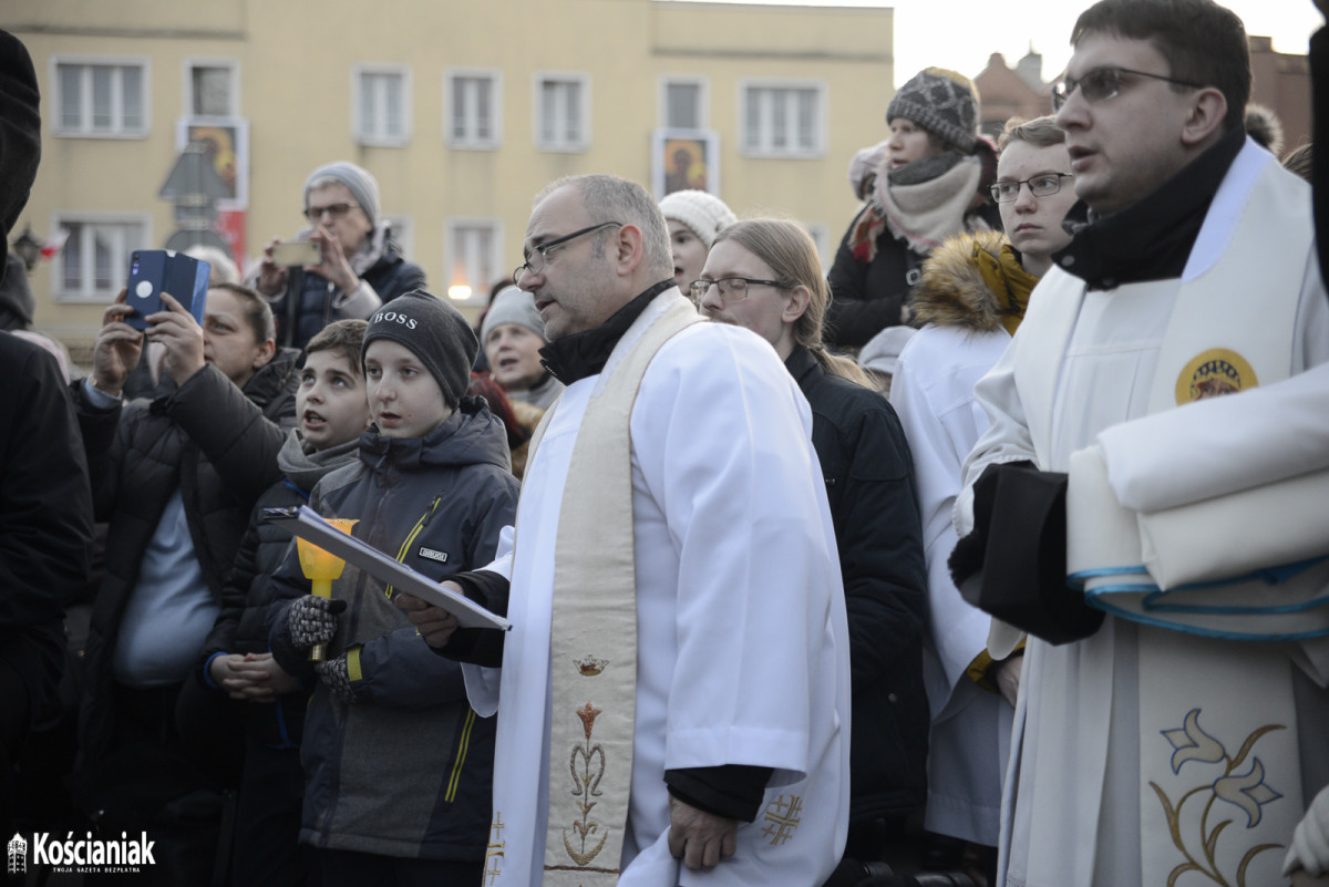 Parafia św. Boromeusza przejęła obraz Matki Boskiej [ZDJĘCIA]