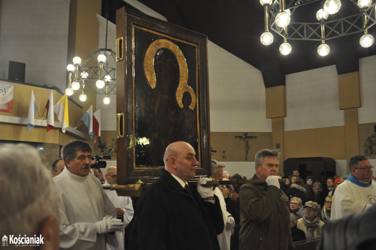 Ostatnia kościańska parafia powitała obraz Matki Boskiej