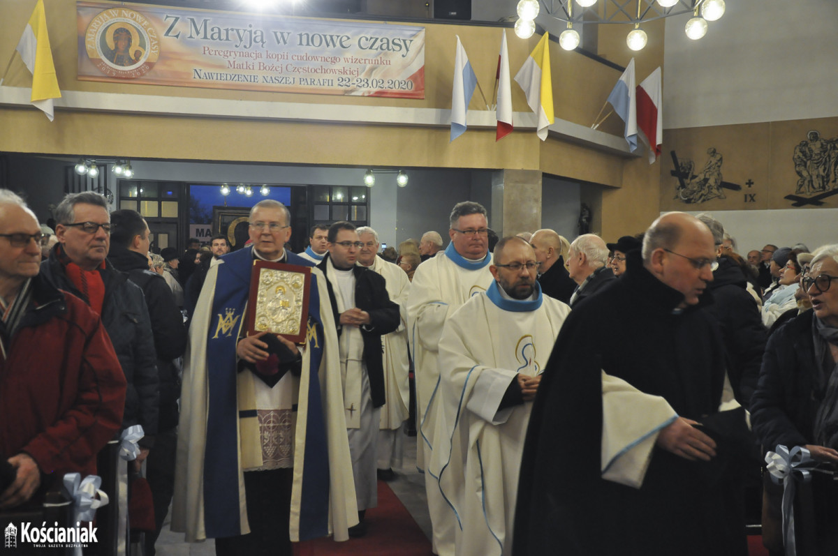 Ostatnia kościańska parafia powitała obraz Matki Boskiej