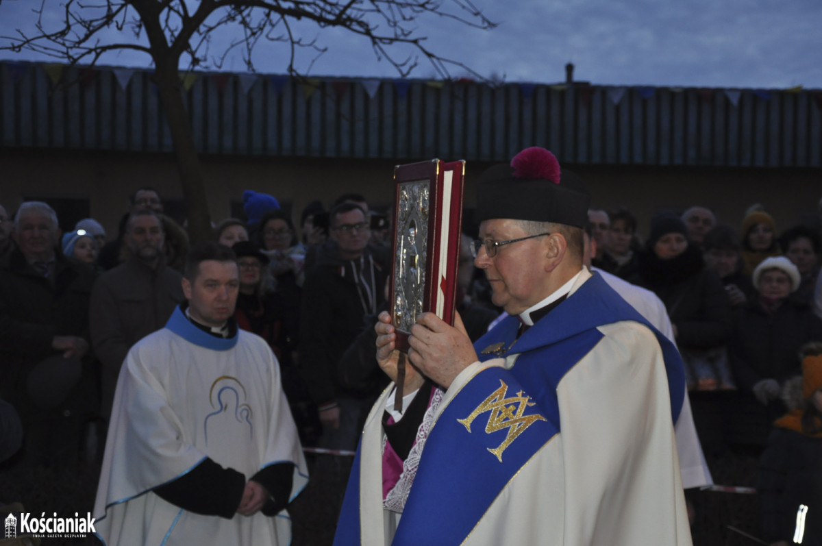 Ostatnia kościańska parafia powitała obraz Matki Boskiej