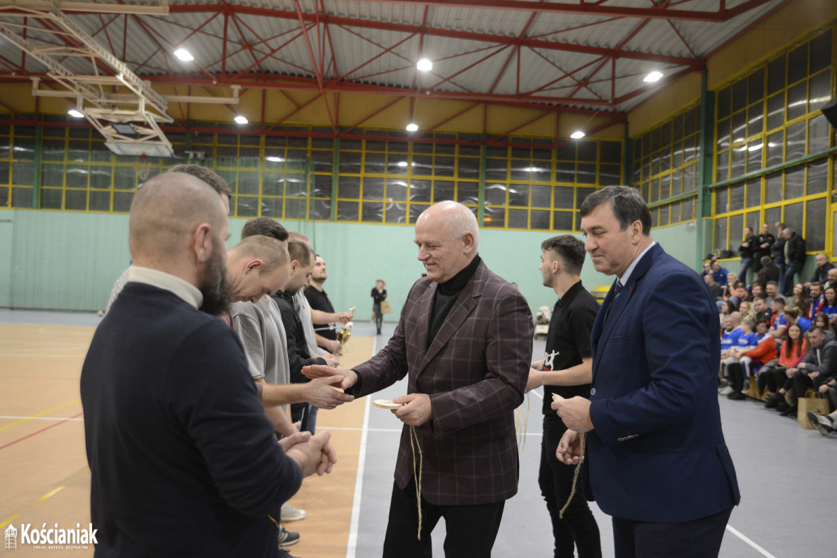 Arkido z tytułem mistrza Miejskiej Ligi Piłki Halowej