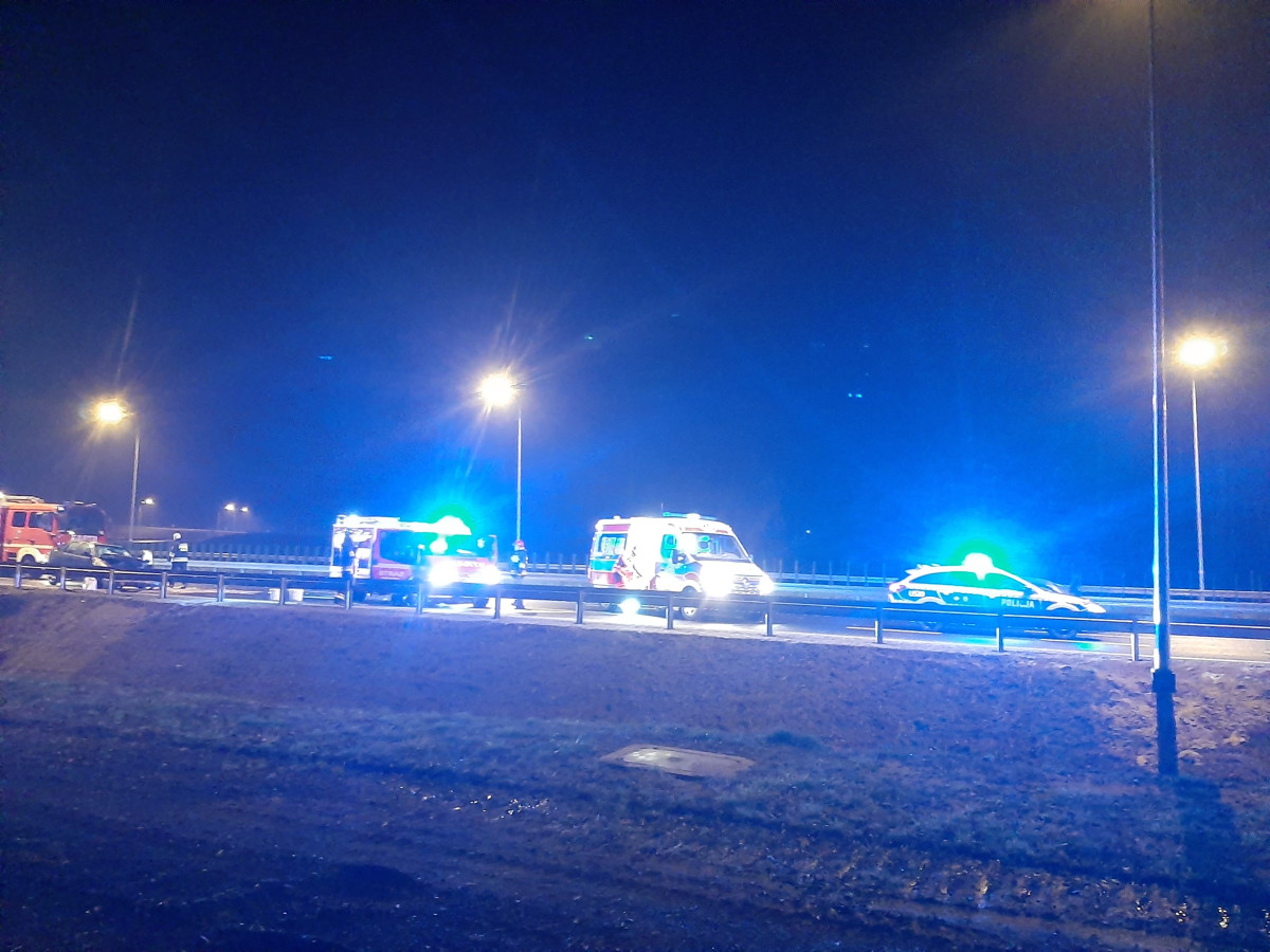 Wypadek na S5 - kierująca zawracała na drodze ekspresowej