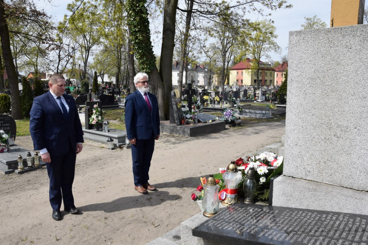 Oddali hołd pomordowanym w Katyniu