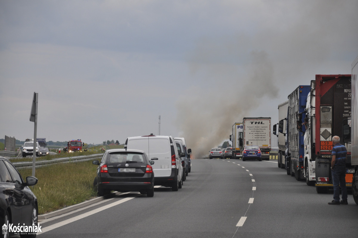 Spłonął samochód na S5