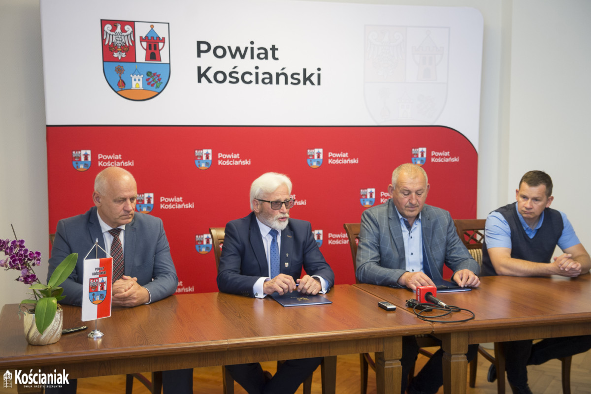 Podpisano umowę na przebudowę drogi Racot-Wyskoć