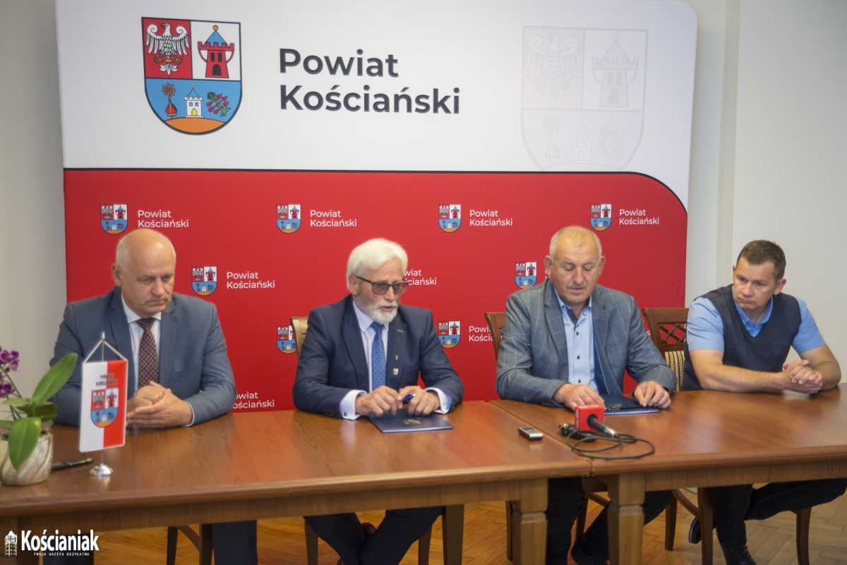 Podpisano umowę na przebudowę drogi Racot-Wyskoć