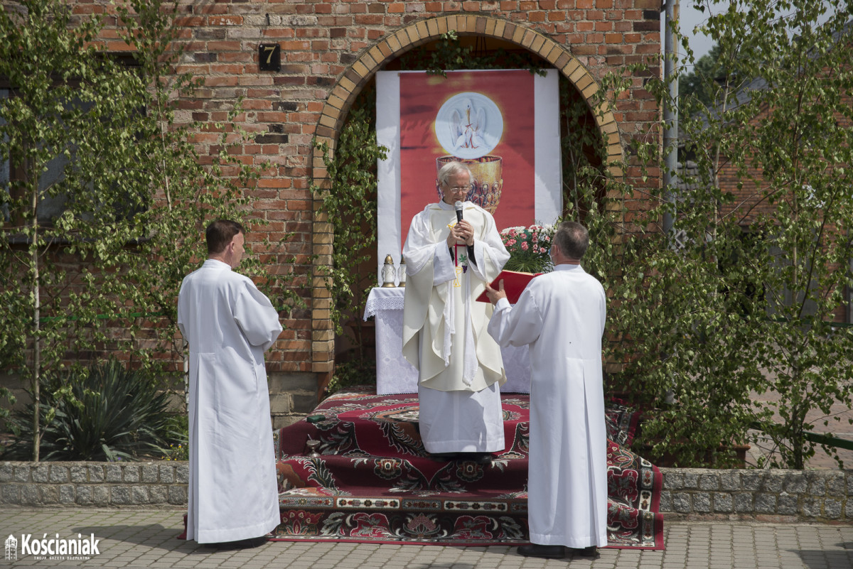 Procesja Bożego Ciała w Racocie [ZDJĘCIA]
