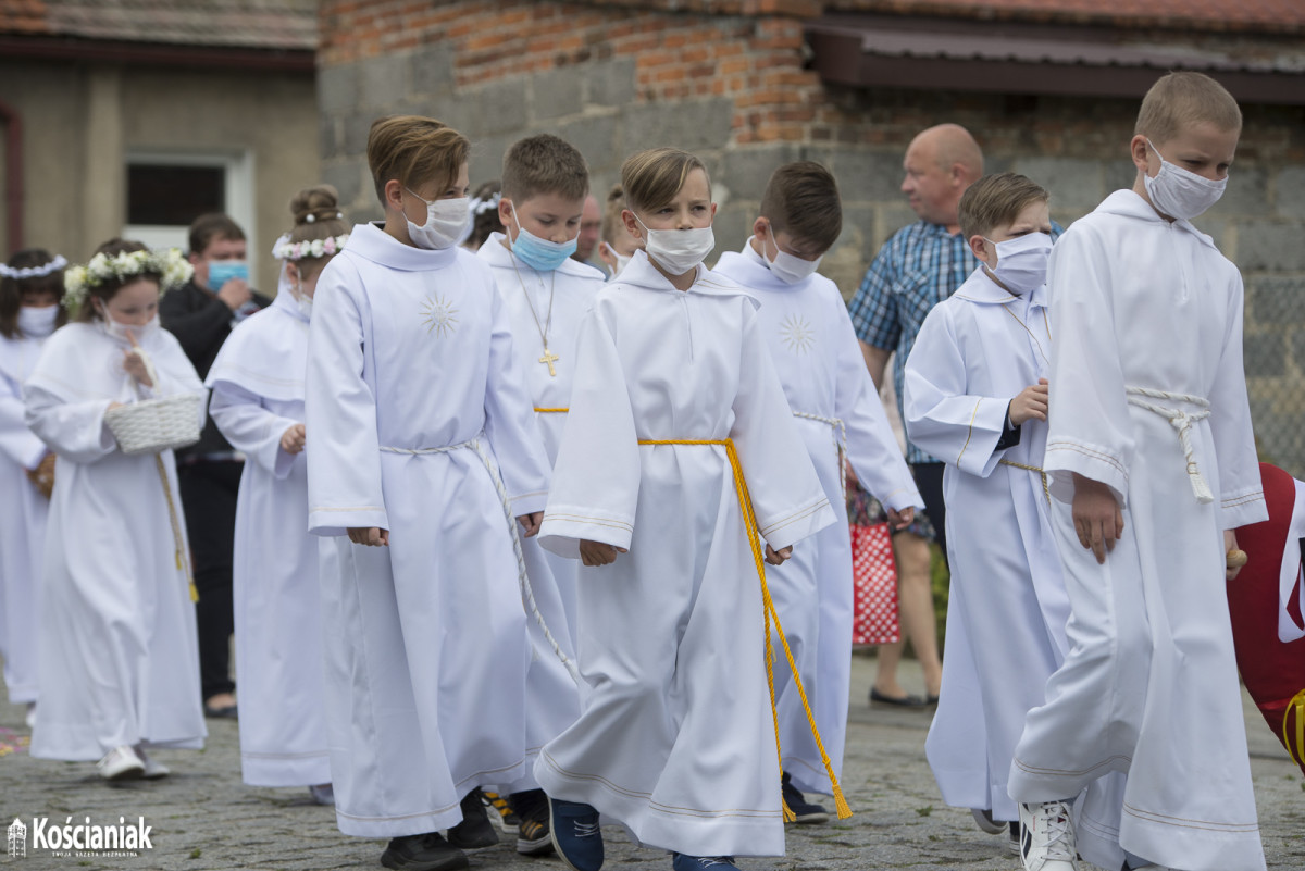 Procesja Bożego Ciała w Racocie [ZDJĘCIA]