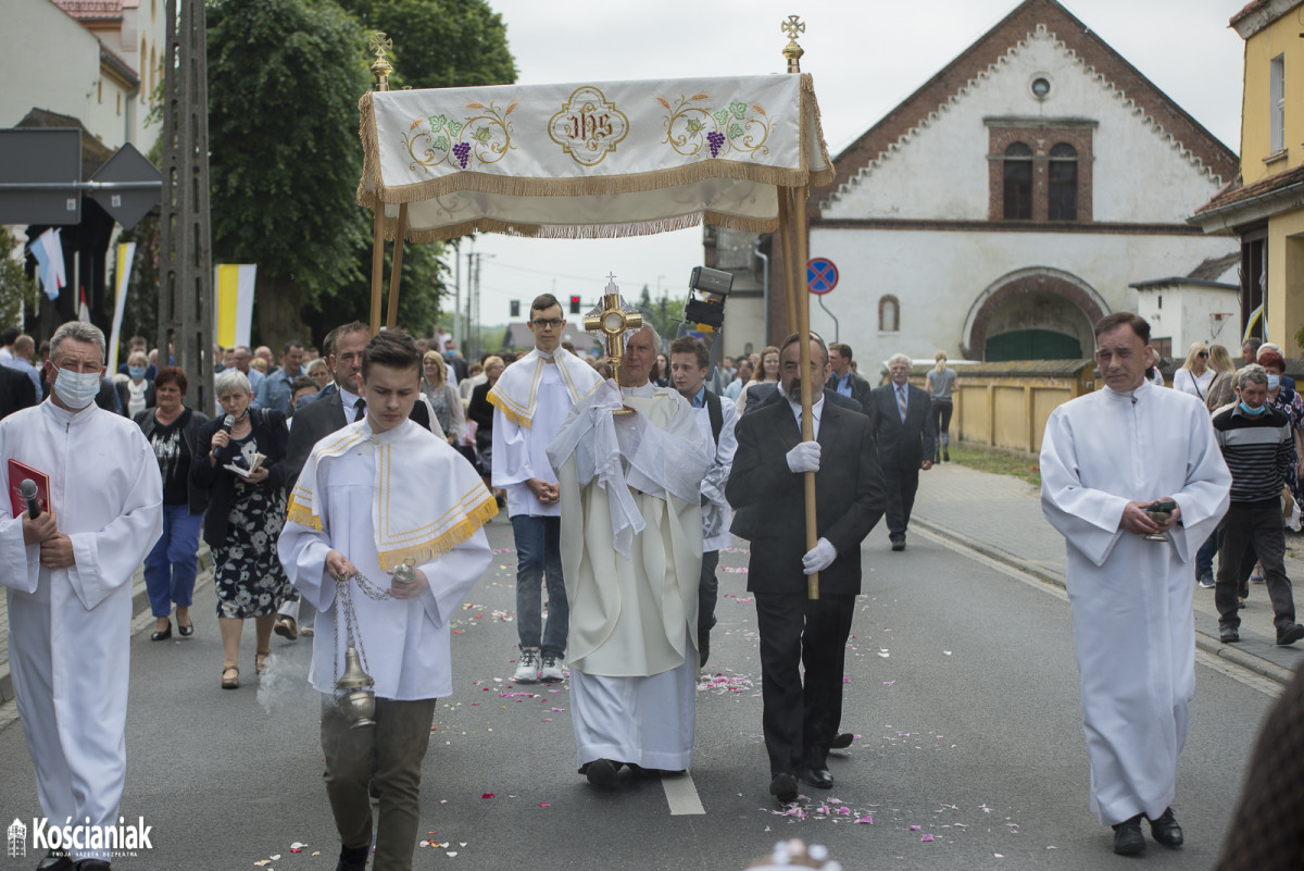 Procesja Bożego Ciała w Racocie [ZDJĘCIA]