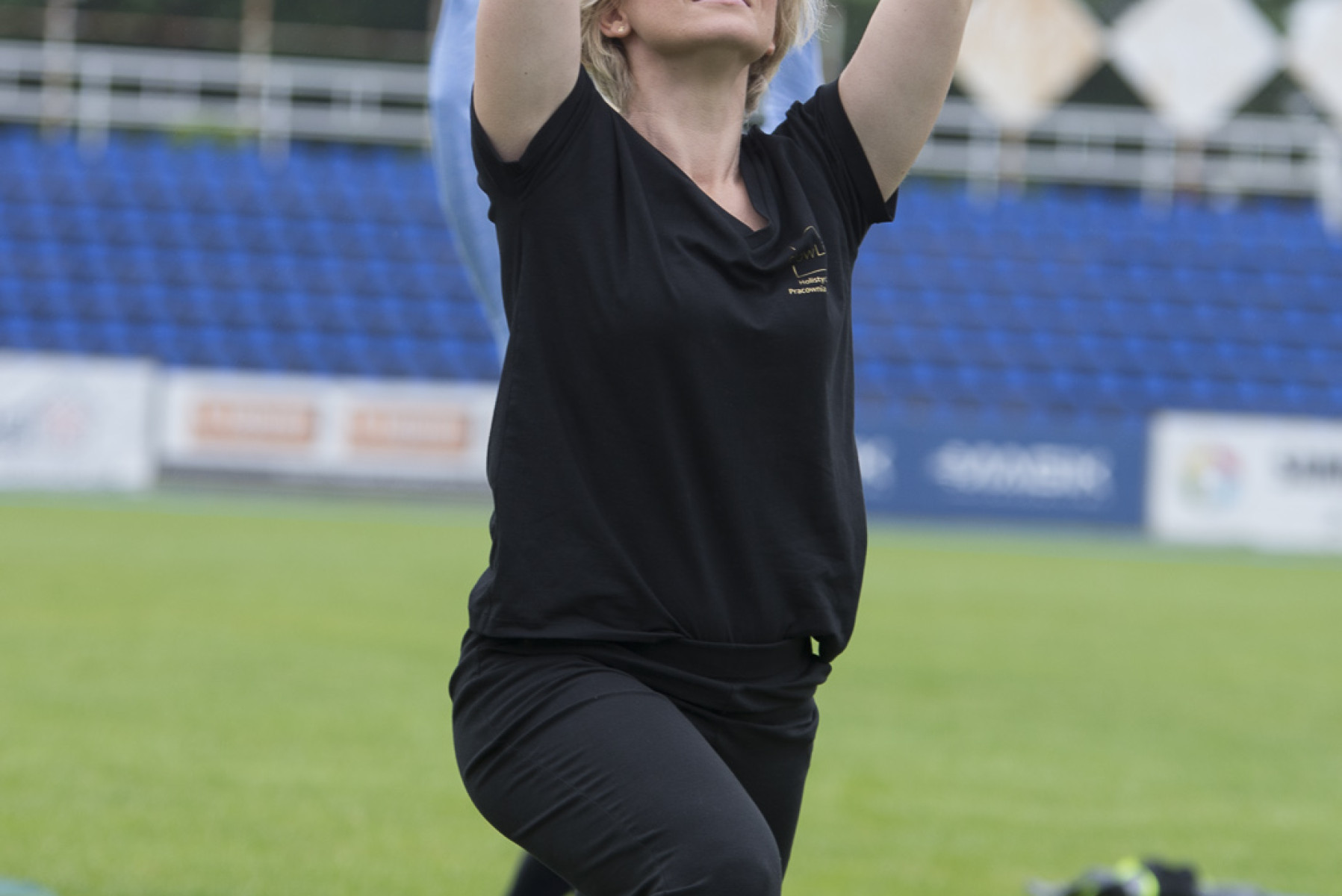 Joga na stadionie w Kościanie [ZDJĘCIA]