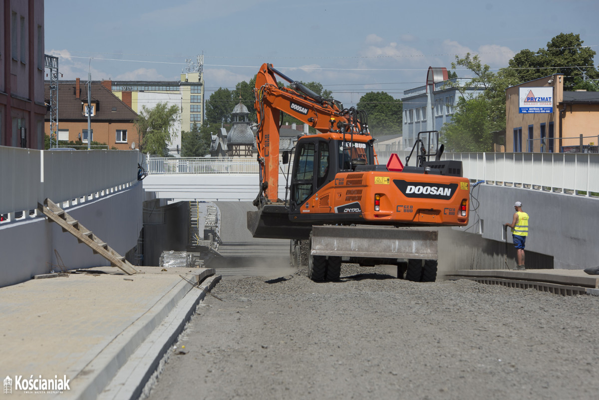 Zaawansowane prace na wiaduktach kolejowych w Kościanie [ZDJĘCIA]
