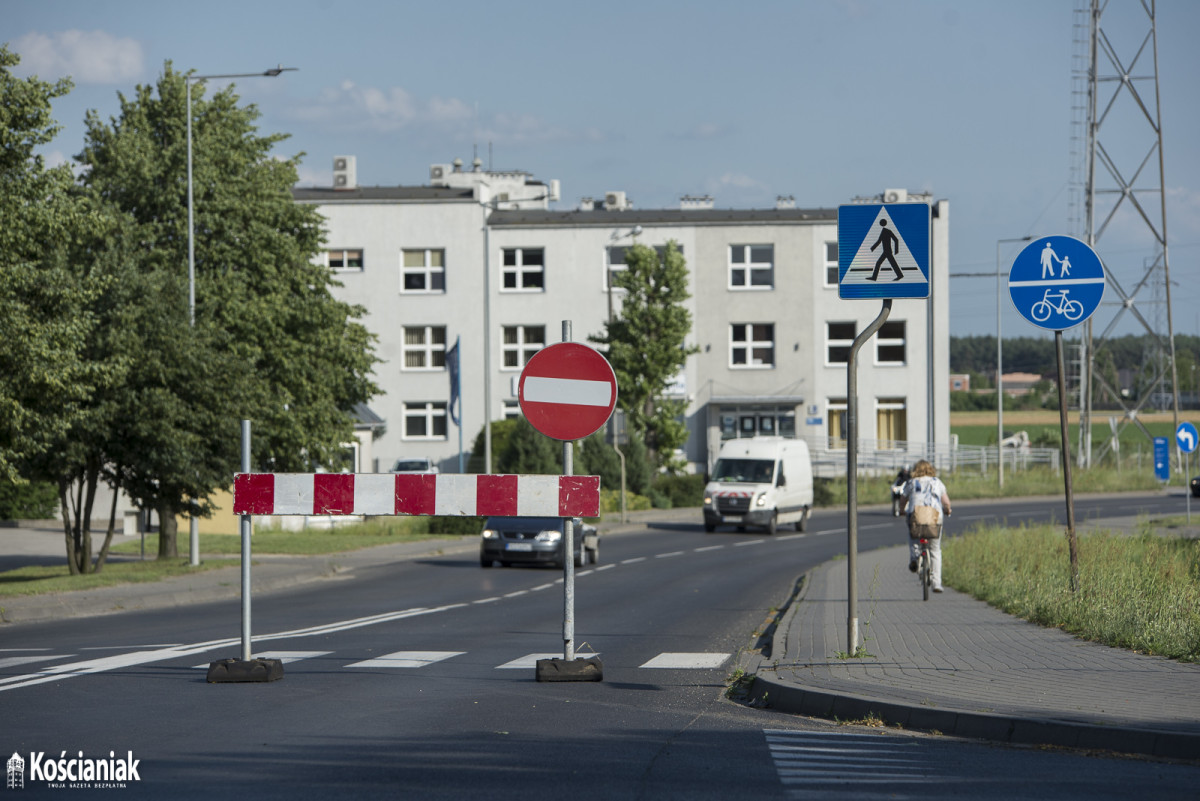 Utworzenie pasa do skrętu wymusza tymczasową organizację ruchu na Północnej