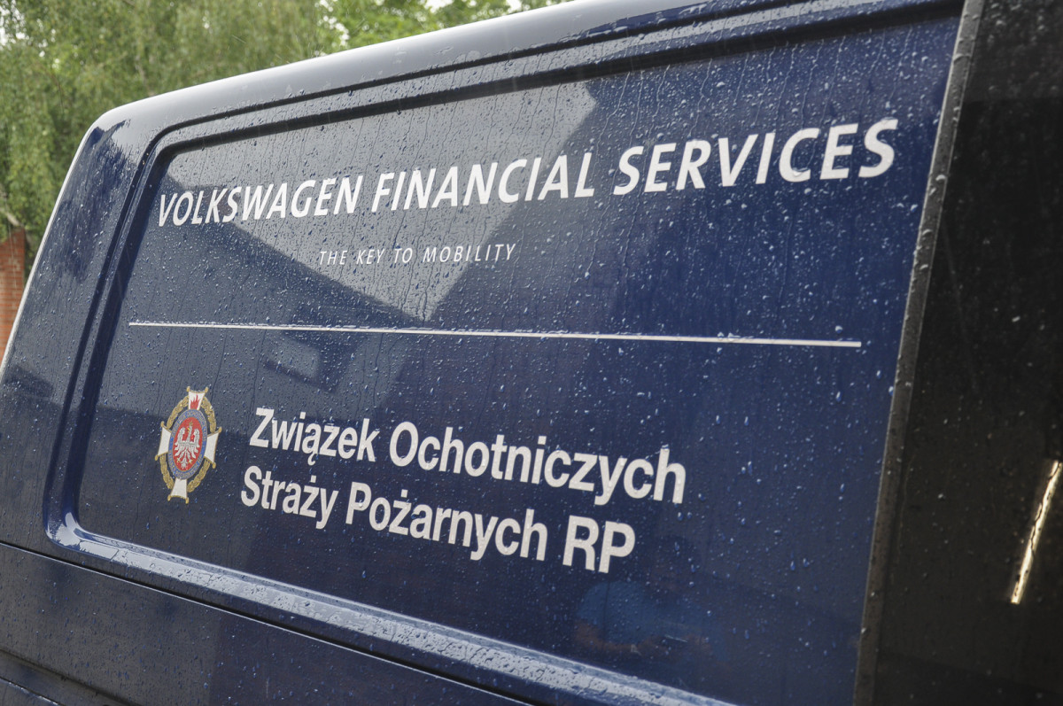 Wyjątkowy samochód dla OSP Śmigiel