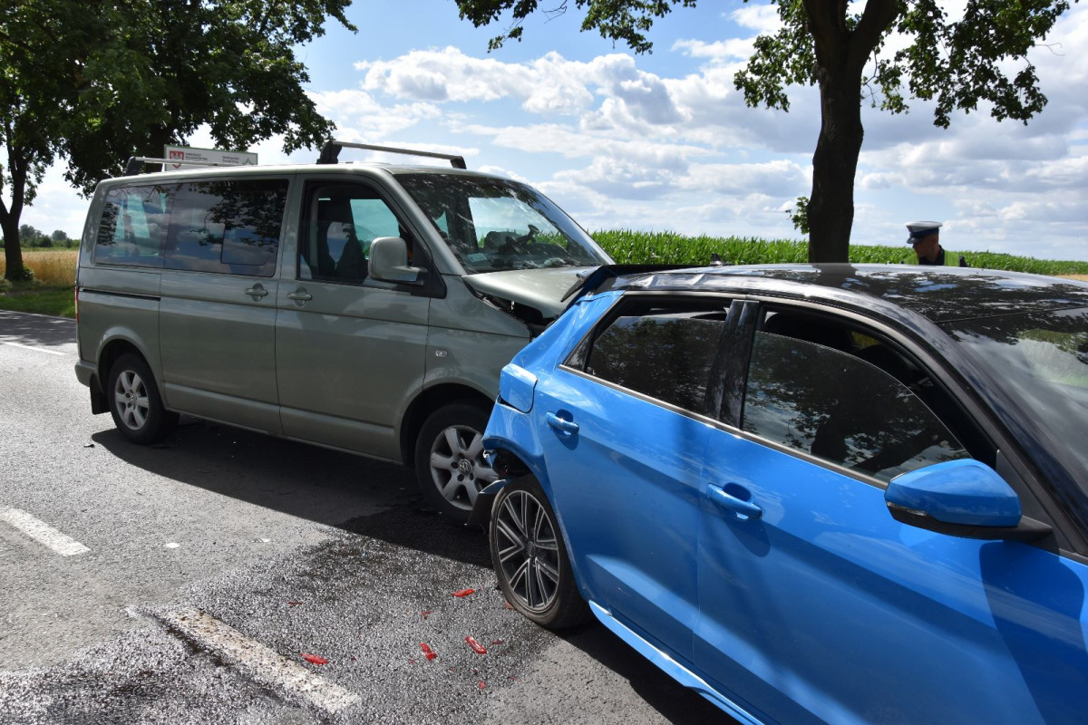 Zderzenie dwóch aut w Jerce