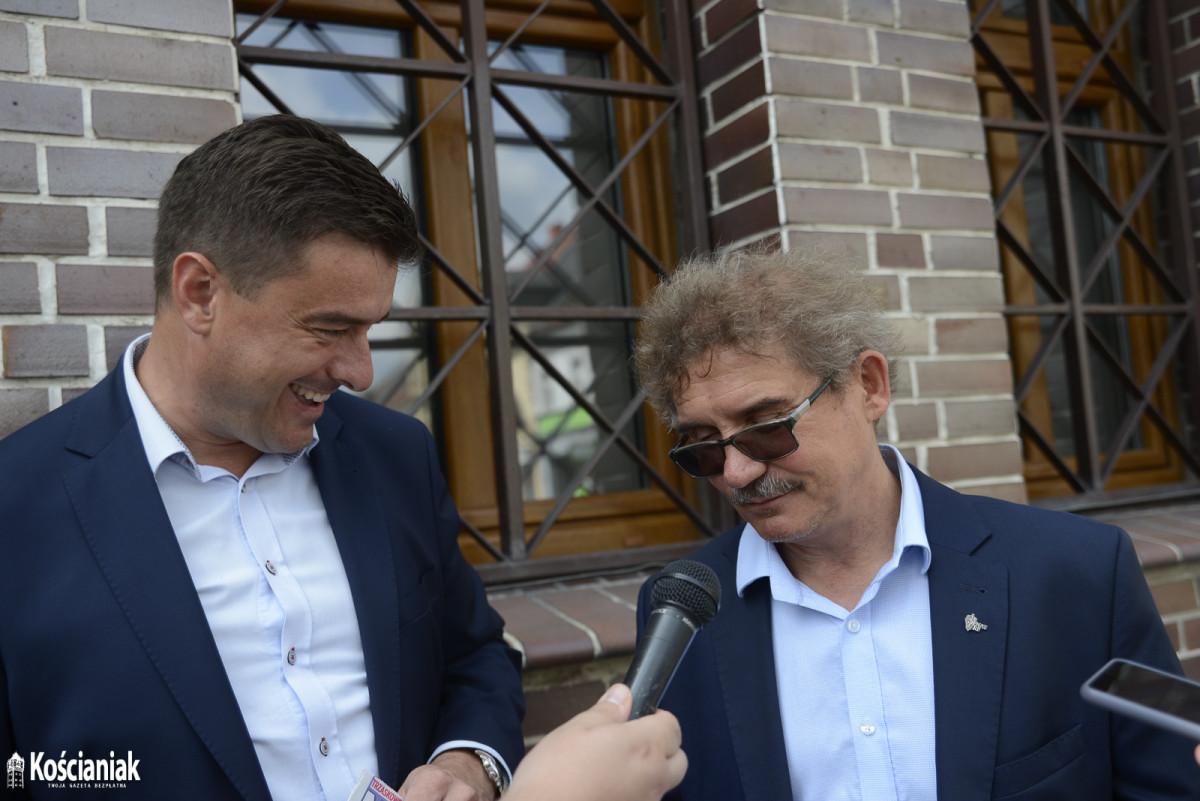 Poseł i senator zachęcają do głosowania na Trzaskowskiego