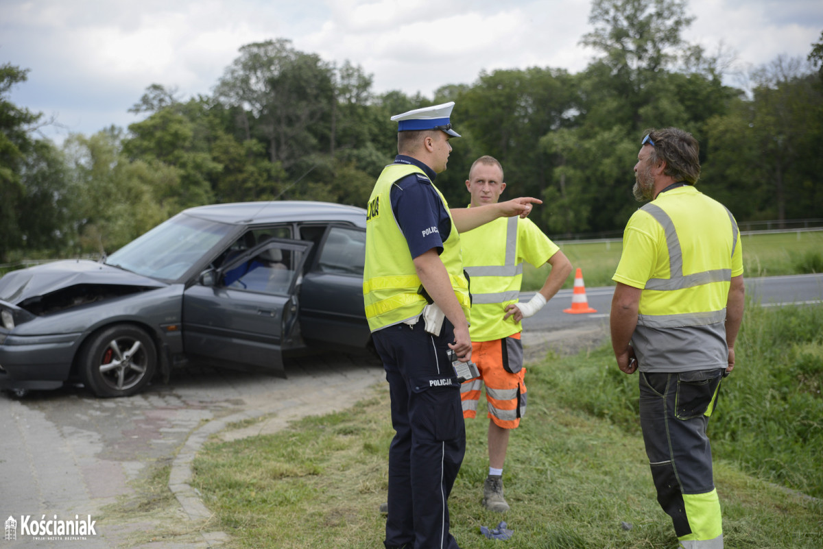 Zderzenie osobówki z ciężarówką w Racocie